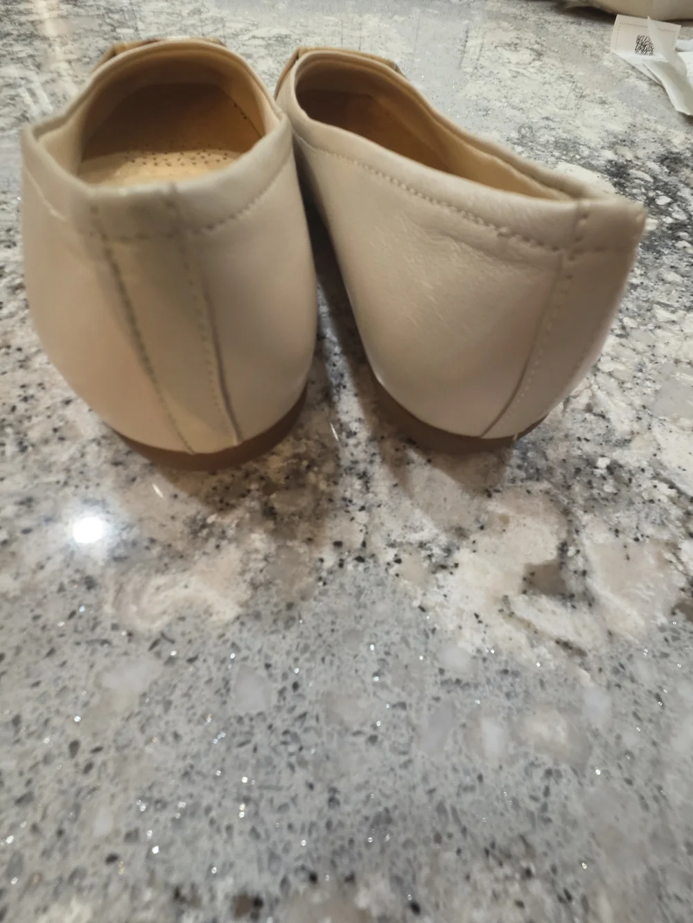 Trotters Cream Leather Ballet Flats with Marbled Buckle